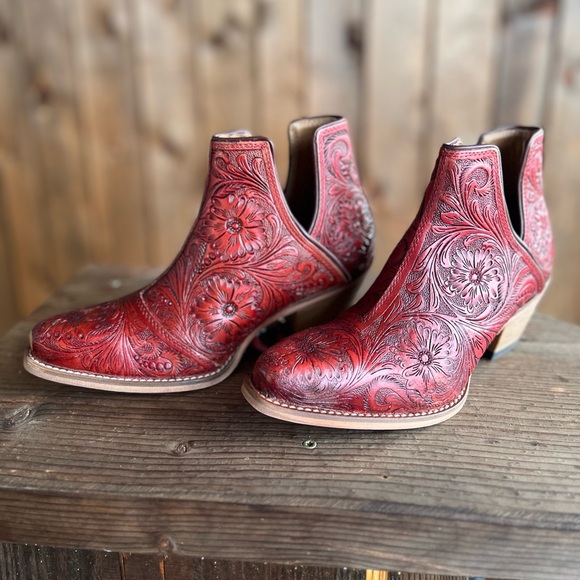 🌶️🔥Scarlet red Hand Tooled Genuine Leather Women Bootie Boot Boho Western Shoe - Picture 4 of 16